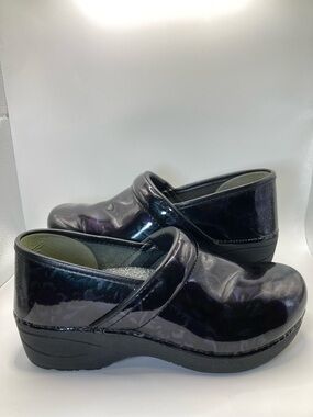 Dansko XP 2.0 Night Floral Patent Leather Clogs Slip Resistant Shoes 38 US 7.5-8